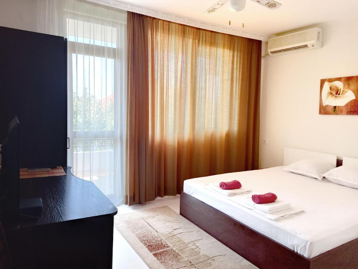 Zoia Hotell Tjernomorets Exteriör bild