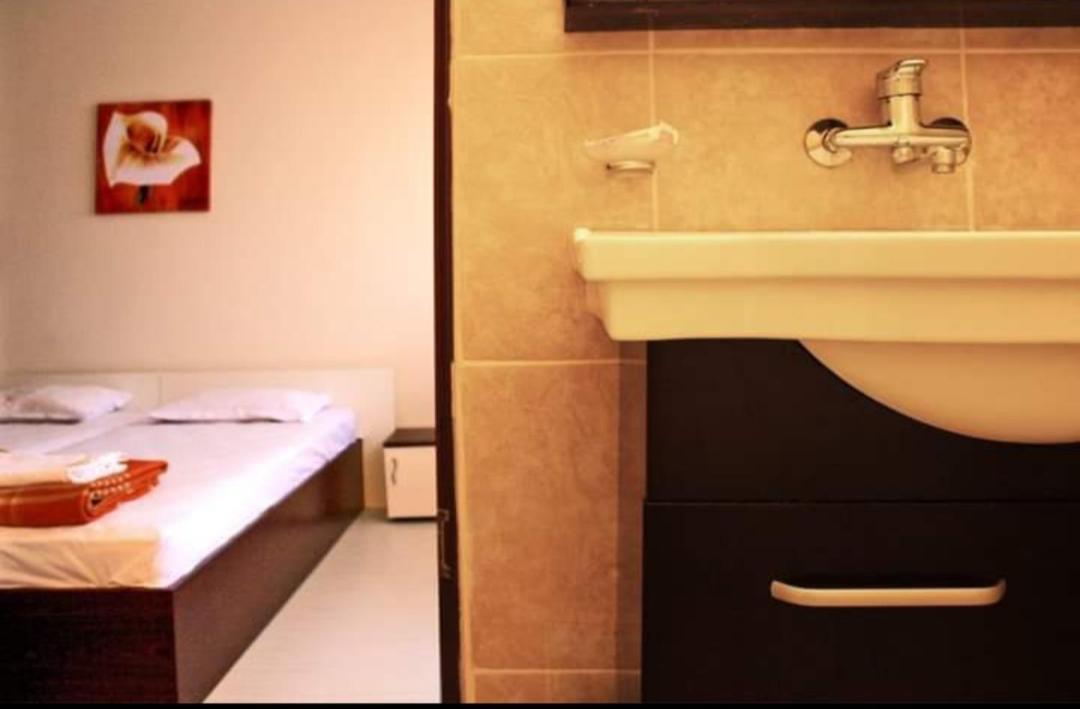 Zoia Hotell Tjernomorets Exteriör bild