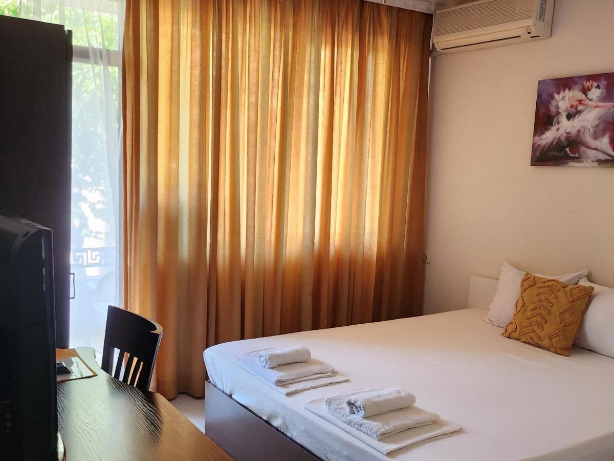 Zoia Hotell Tjernomorets Exteriör bild